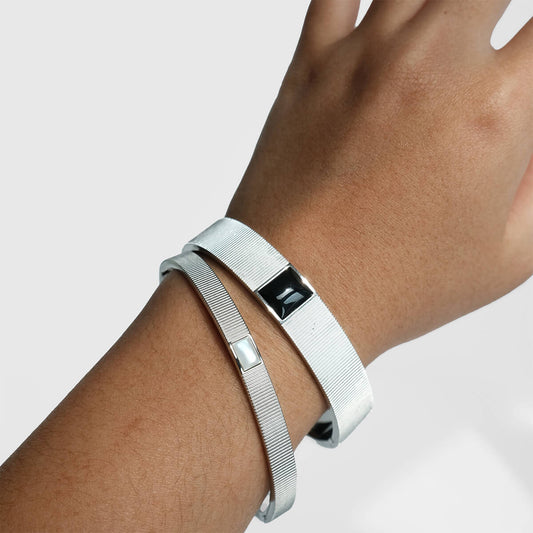 Silent Stone Bangle
