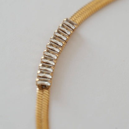 Silent Edge Necklace