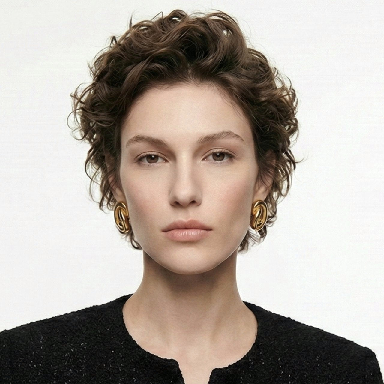 Sculptural Infinity Love Knot Gold Studs