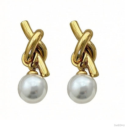 Sculptural Knot Pearl Drop Earrings - SWEEKU