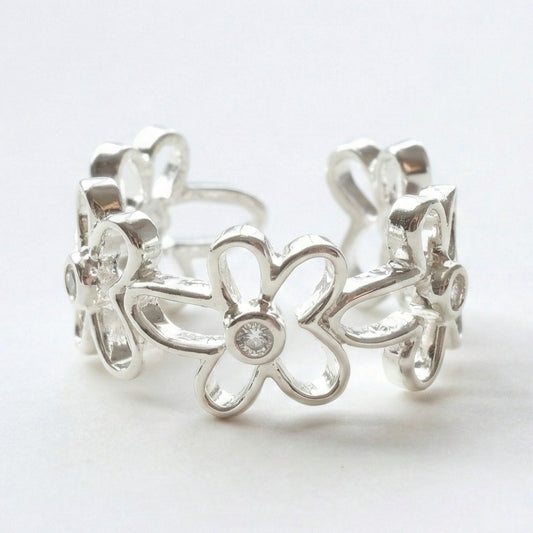 Dainty Flower Open Ring