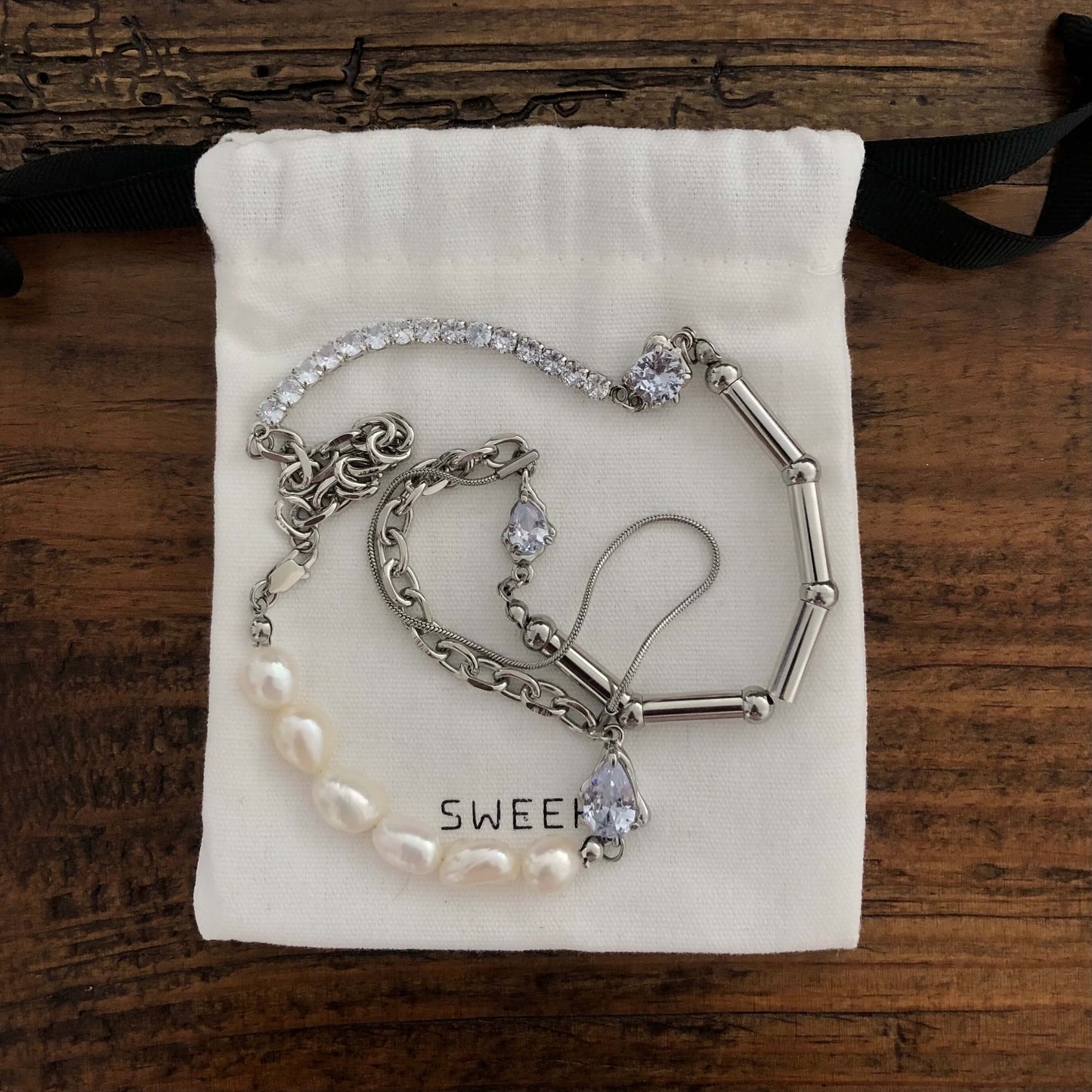 Asymmetrical Pearl & Zirconia Necklace
