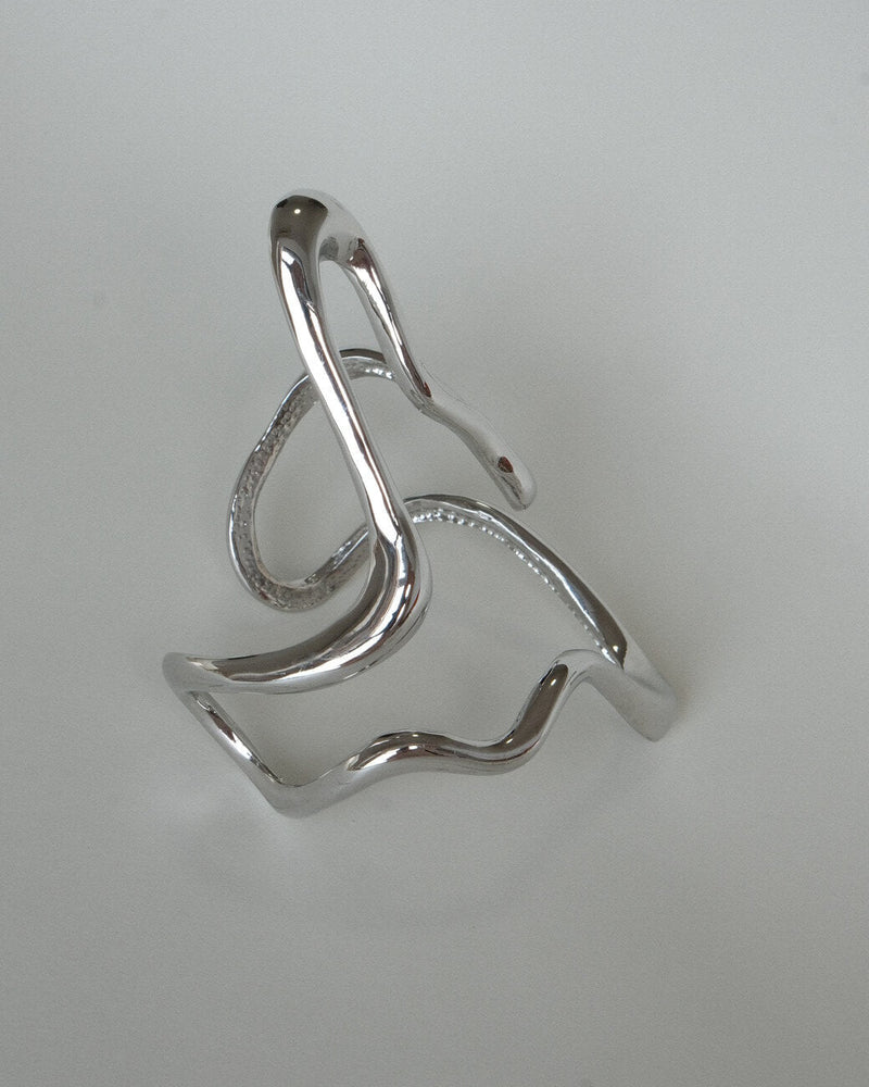 Irregular wavy statement bangle