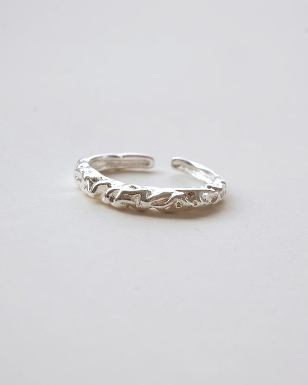 Organic Melted Adjustable Ring - Fluid & Sculptural Band - SWEEKU
