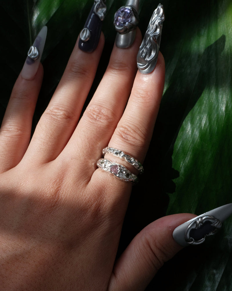 Organic Melted Adjustable Ring - Fluid & Sculptural Band - SWEEKU