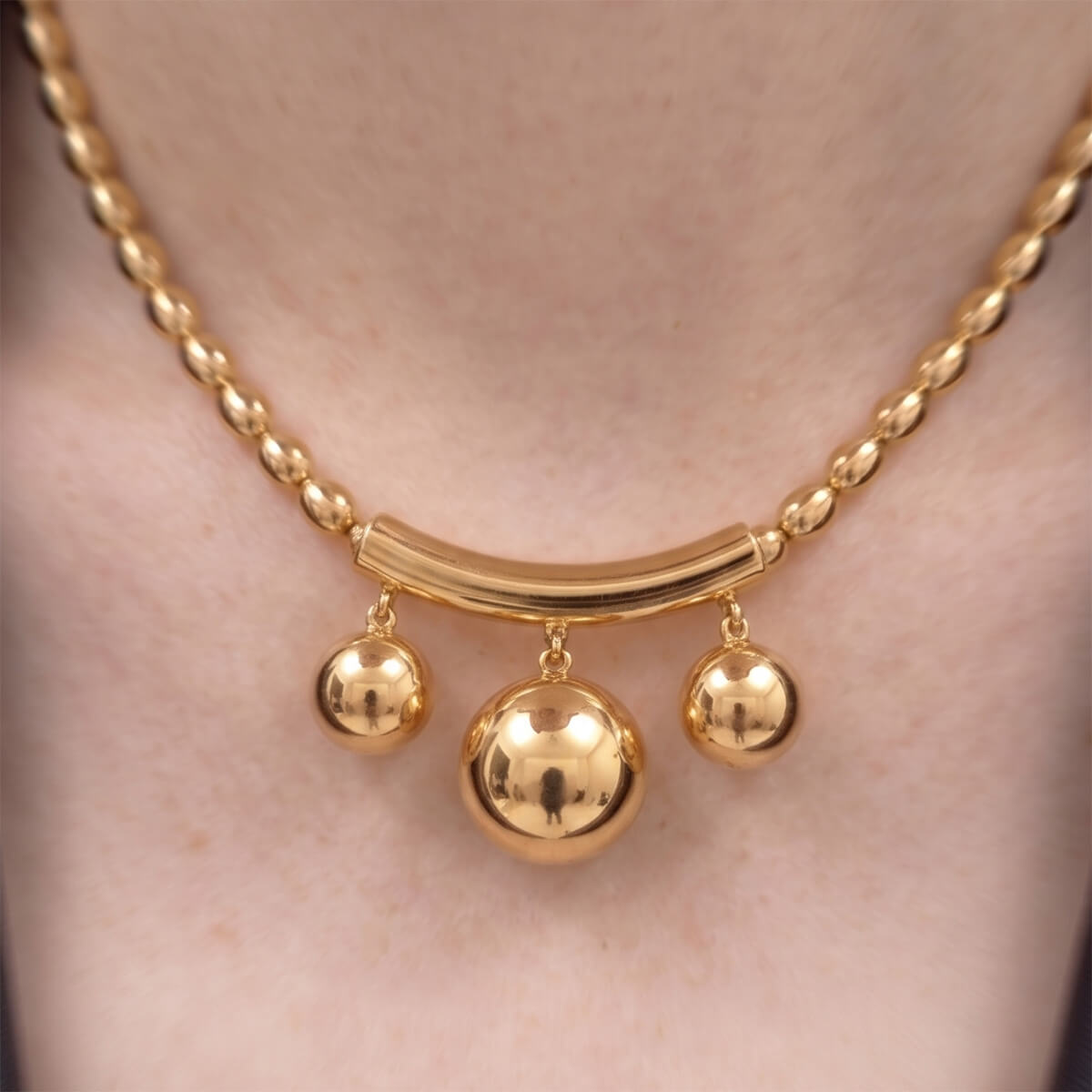 Gravity Arc Necklace