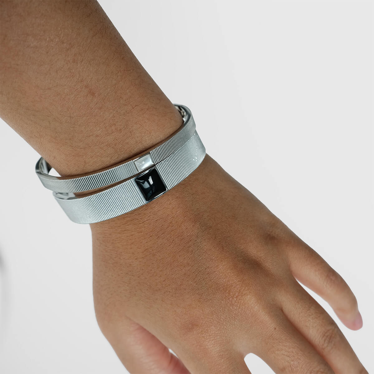Silent Stone Bangle