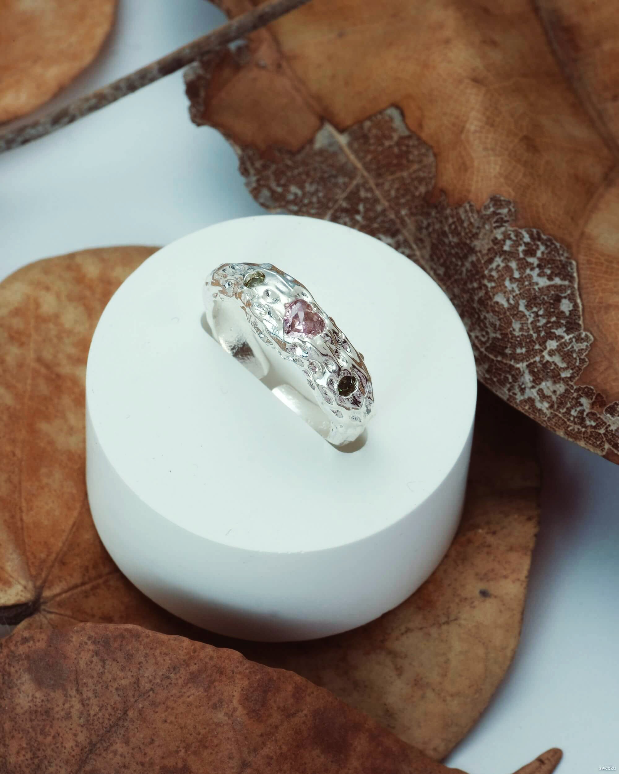 Aurora Bloom Ring with pink and green zircon stones on molten silver band