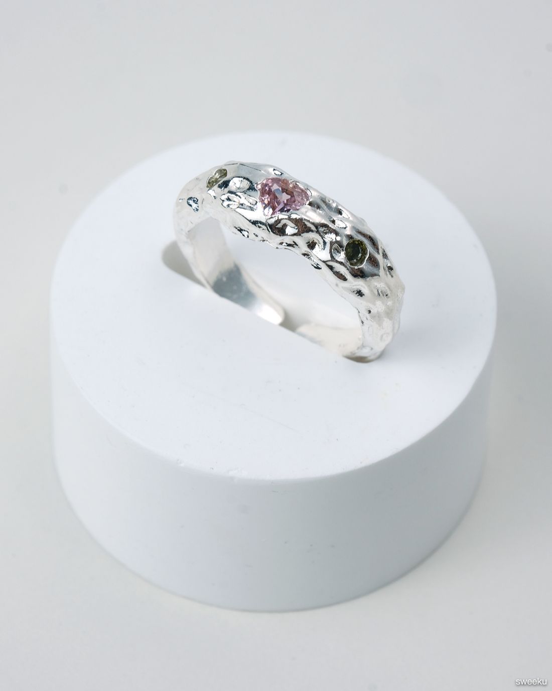 Aurora Bloom Ring with pink and green zircon stones on molten silver band