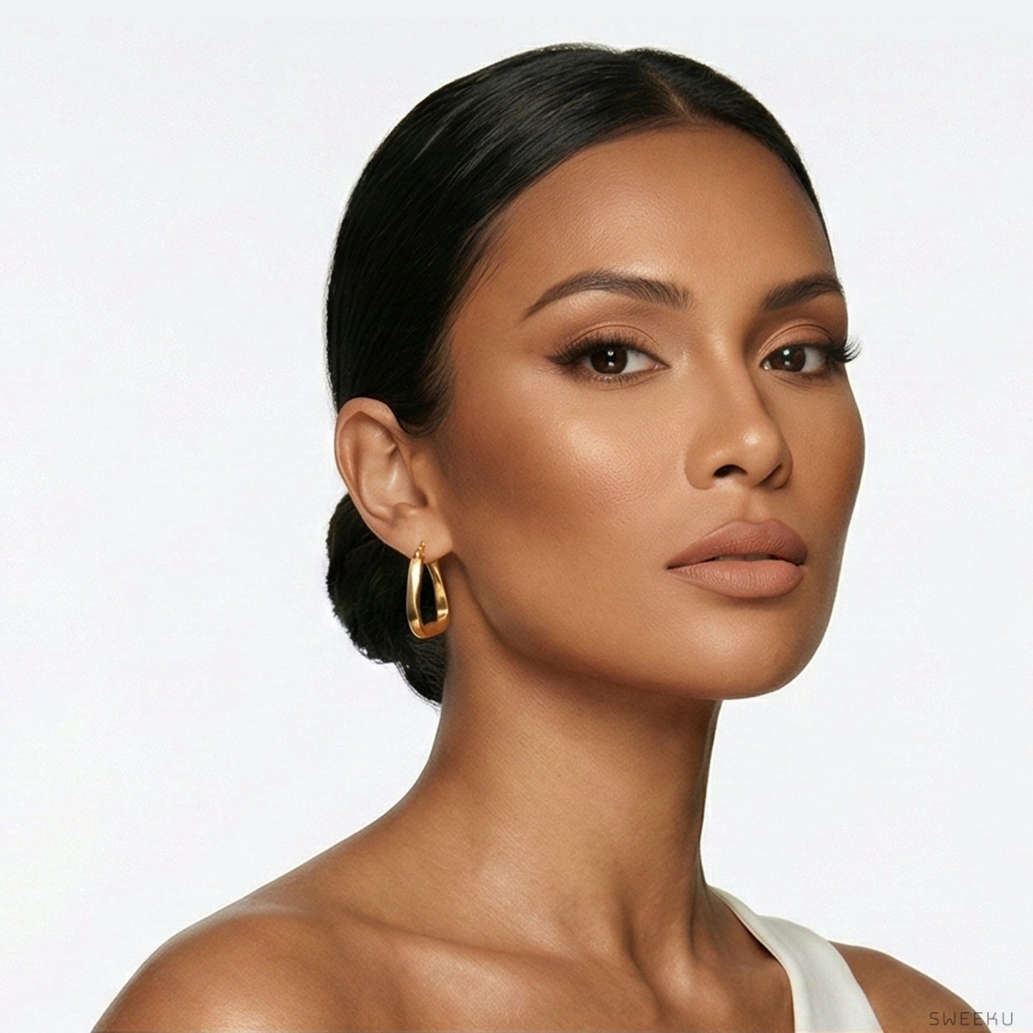 Twisted Geometric Gold Hoops - Modern & Sculptural