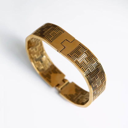 Labyrinth Architectural Bangle