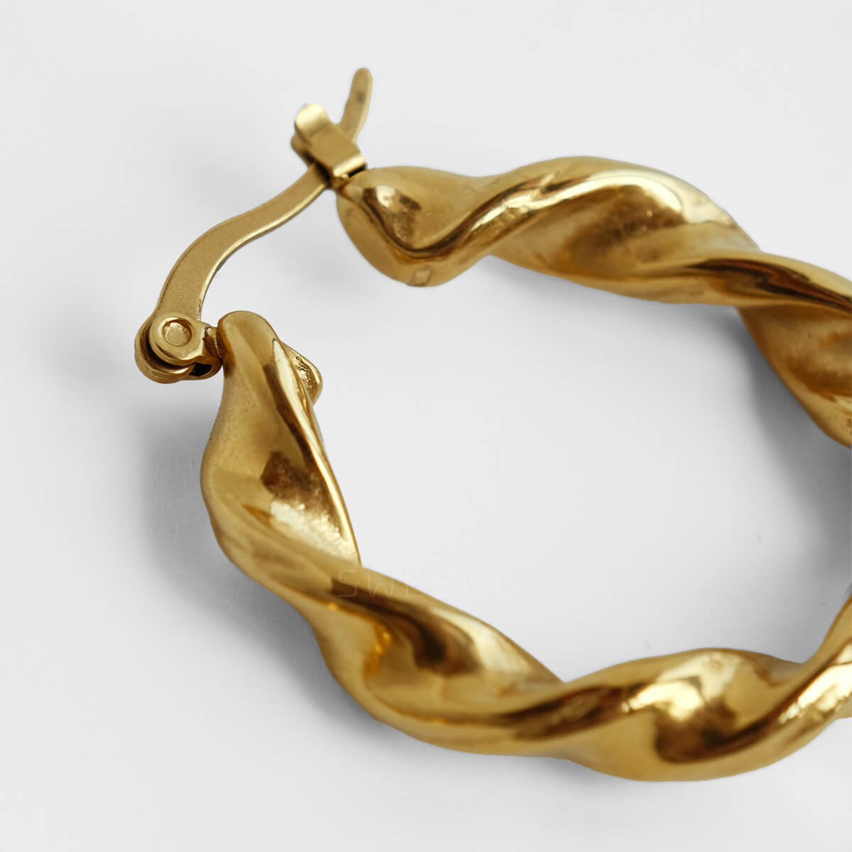 Sculptural Twist Hoops