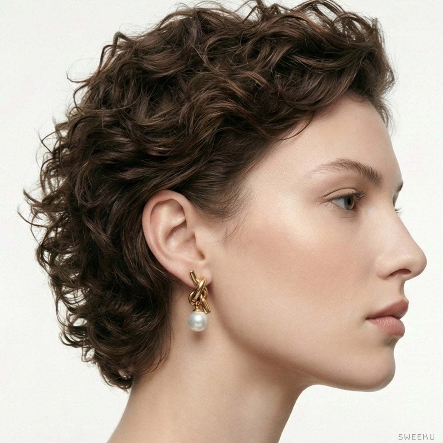 Sculptural Knot Pearl Drop Earrings - SWEEKU