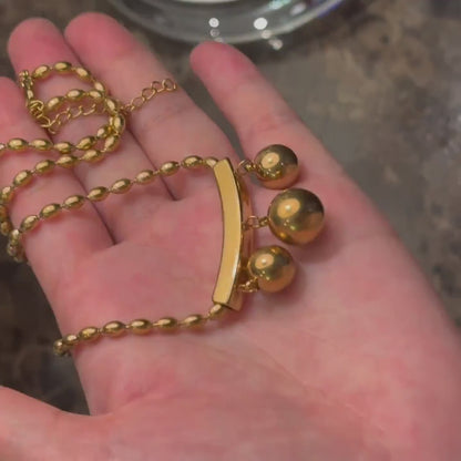 Gravity Arc Necklace