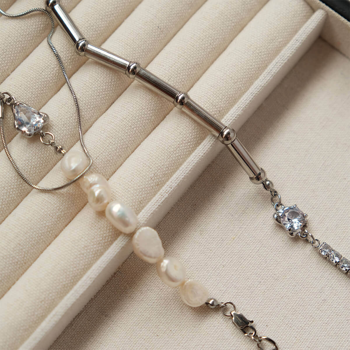 Asymmetrical Pearl & Zirconia Necklace