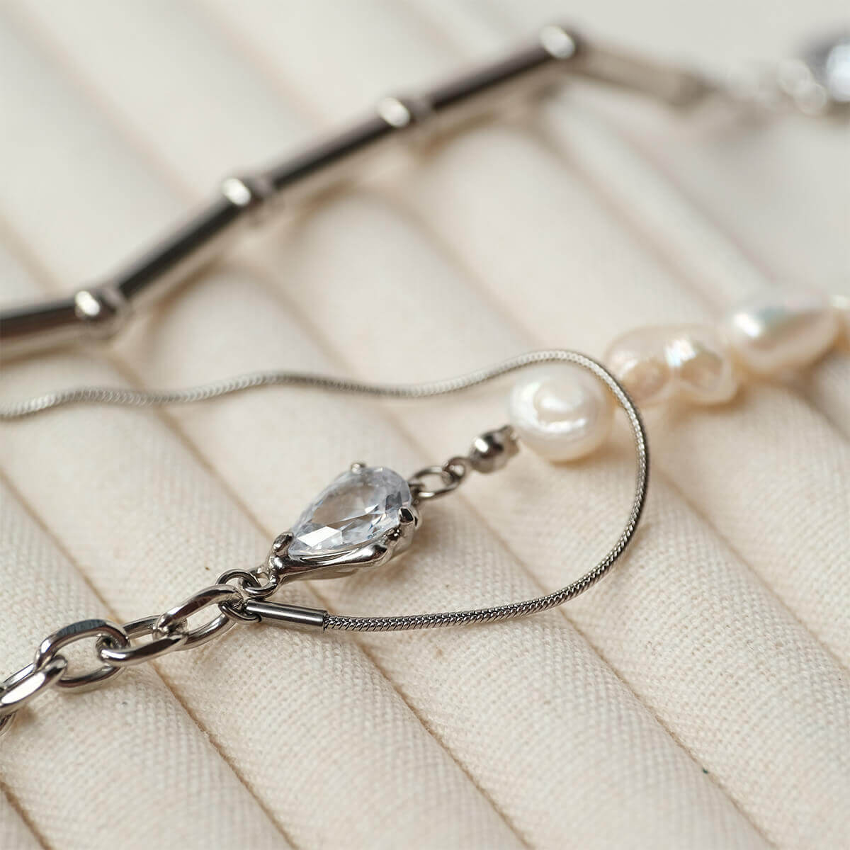Asymmetrical Pearl & Zirconia Necklace