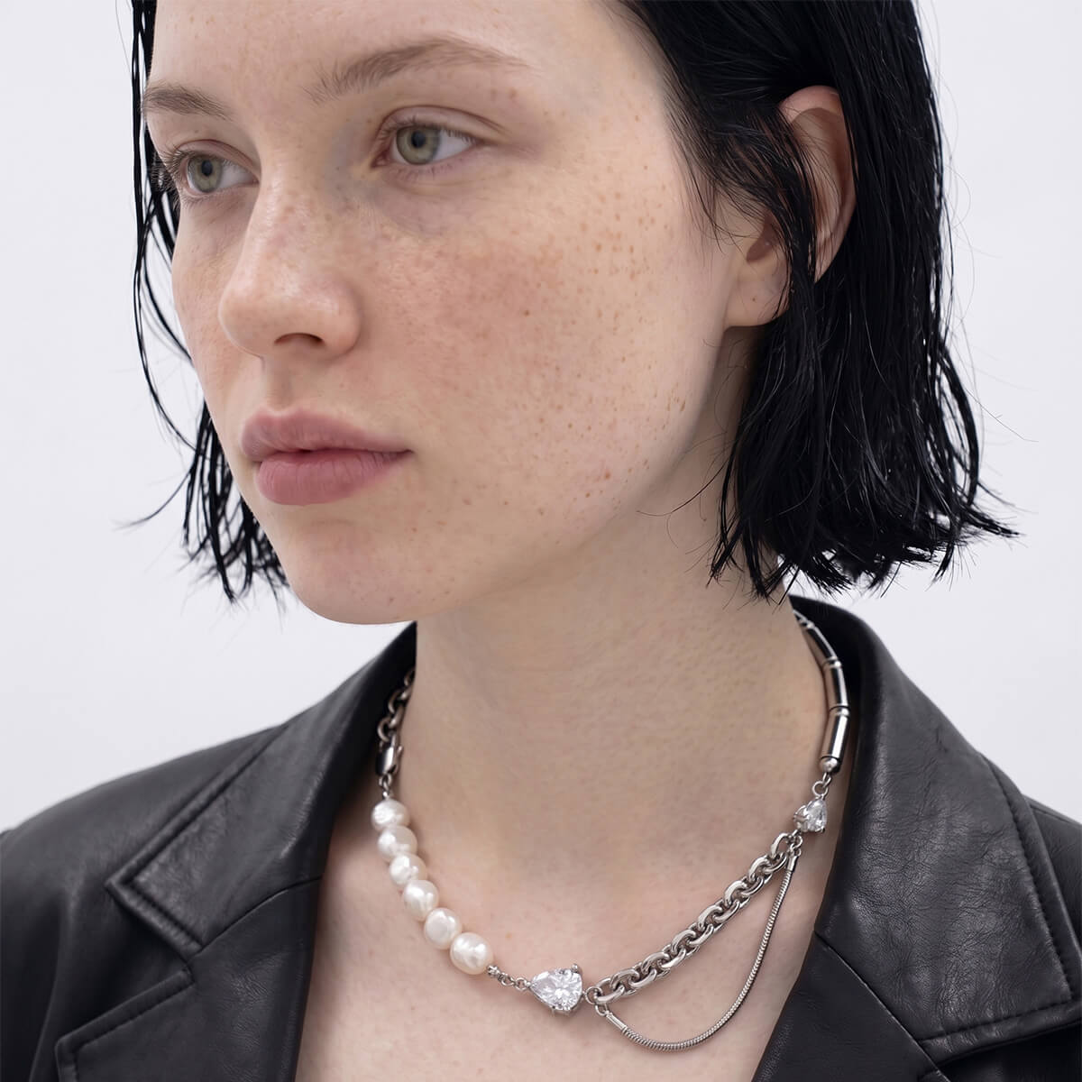 Asymmetrical Pearl & Zirconia Necklace