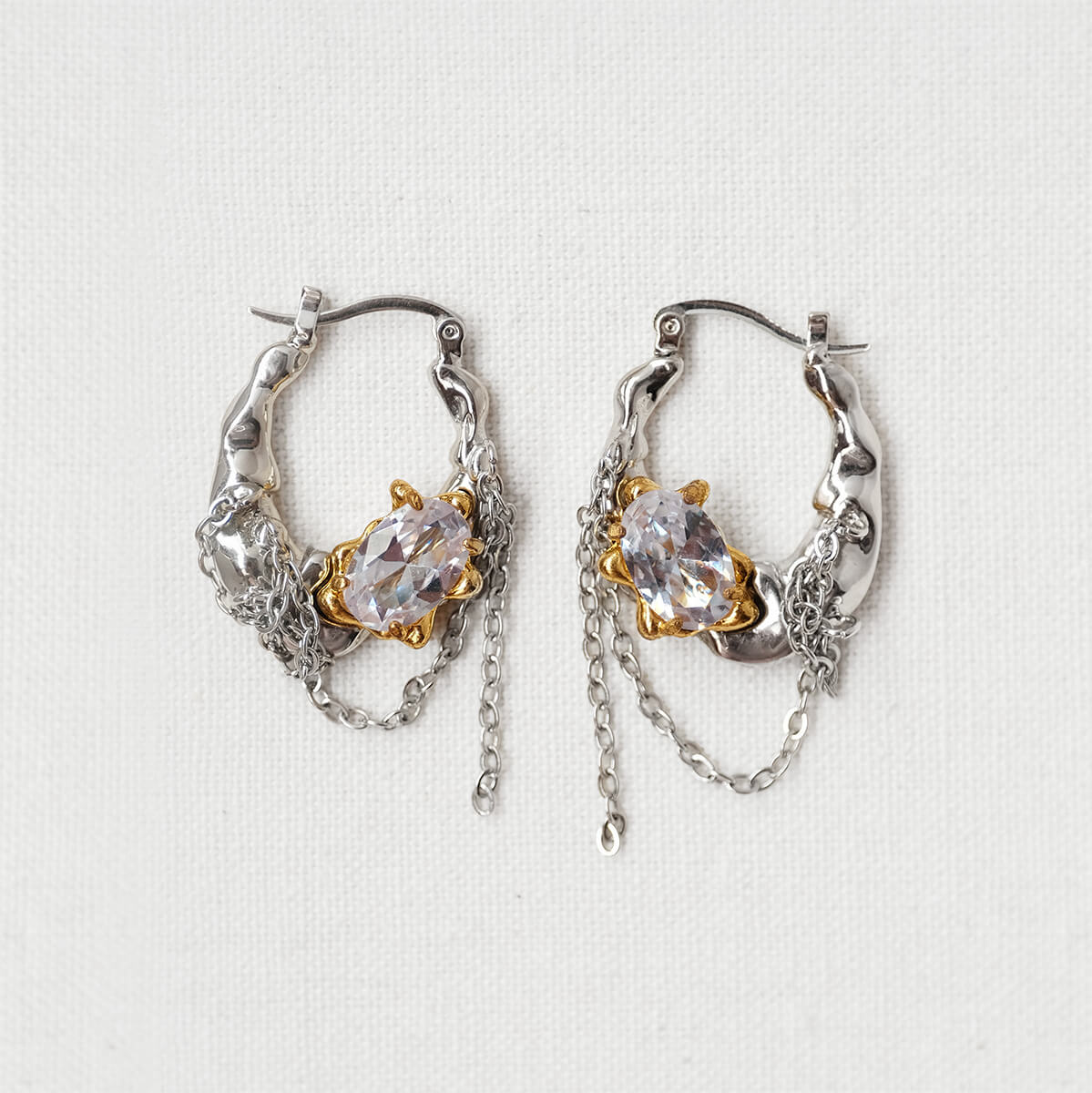 Melting Metal Chain Dangle Earrings